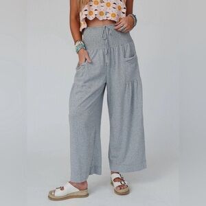 NWOT Wide-Leg High-Waisted Pants